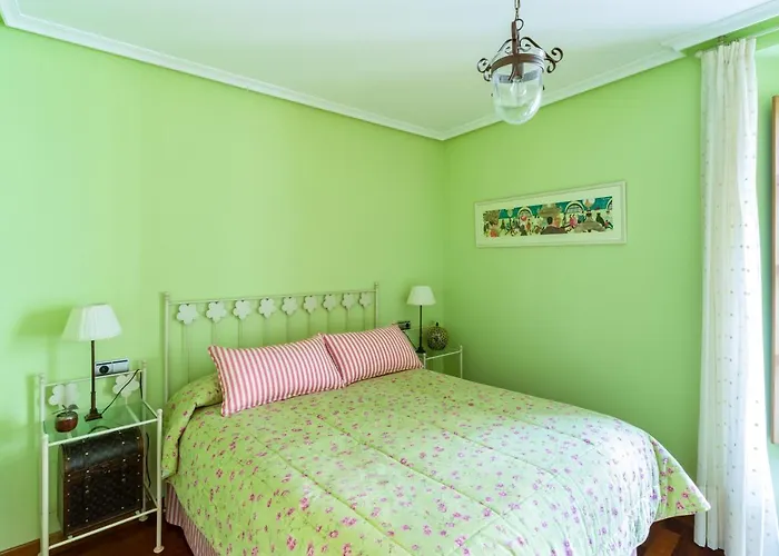 Housingleon - Galeria Apartman *